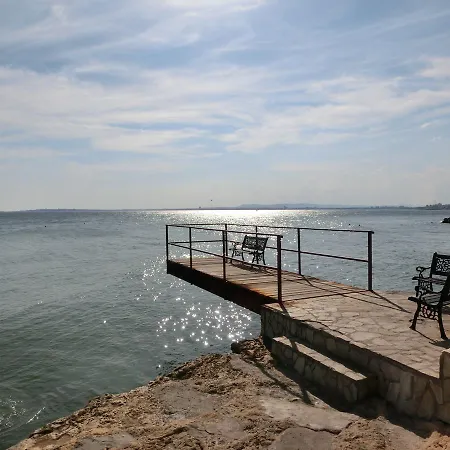 2 Bedroom Imperial With Panoramic Sea Views, アパート