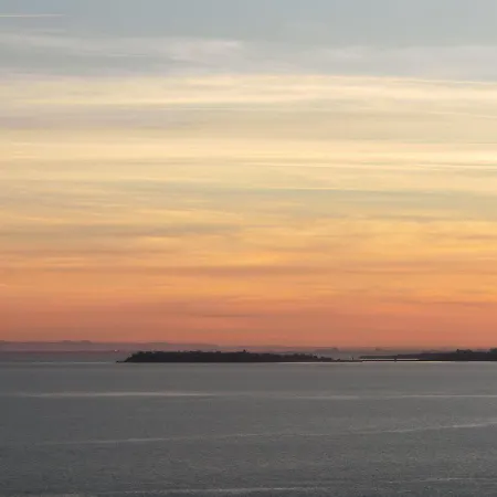 2 Bedroom Imperial With Panoramic Sea Views, アパート スヴェティ・ヴラス