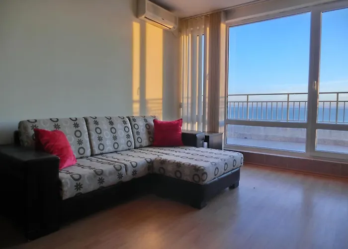 公寓 2 Bedroom Imperial With Panoramic Sea Views,